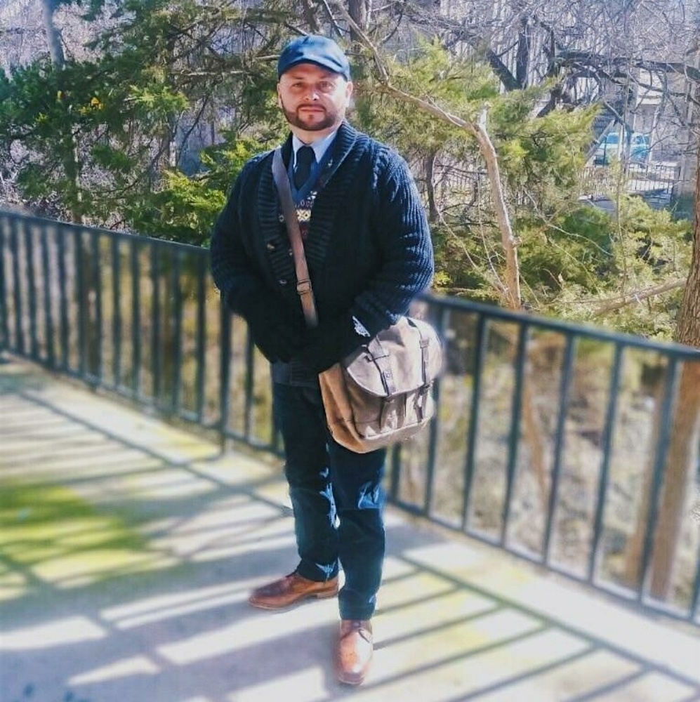 Meet your Posher, Gabriel